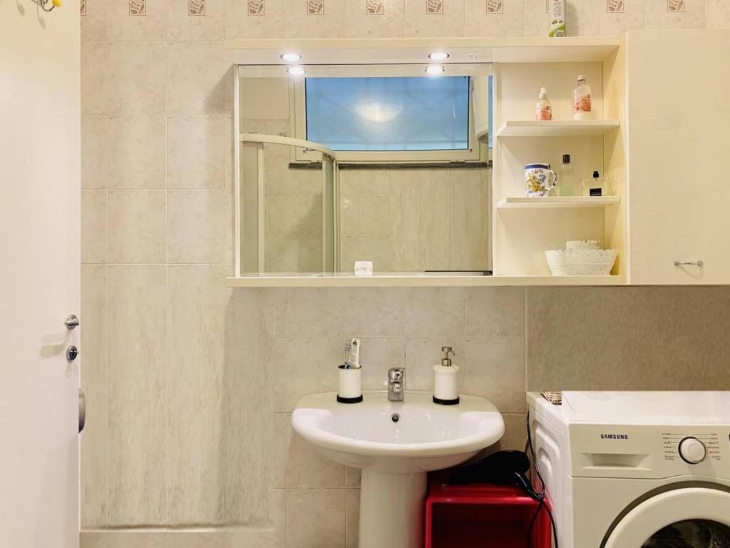 פיאטרה סנטה Residence Apuamare מראה חיצוני תמונה